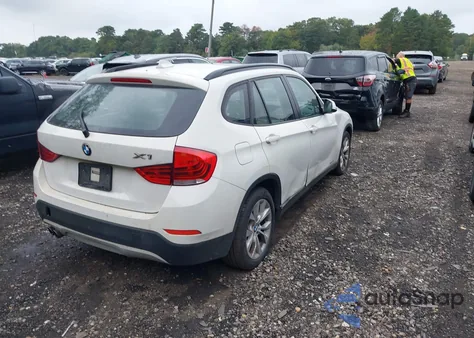 2014 BMW X1 xDrive28I z USA, uszkodzony, nr VIN WBAVL1C57EVY15586